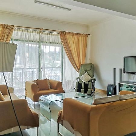 Luxury 3 Bedroom Homestay At Kea Farm ブリンチャン エクステリア 写真